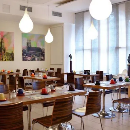 Arthotel Hotel